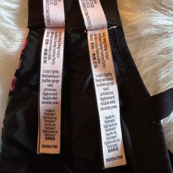 Victoria's Secret Black Floral Bra - Picture 3 of 3